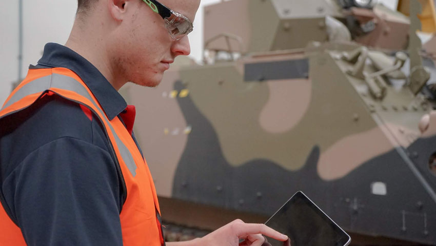 BAE Systems links with Australian Army to undertake autonomous vehicle conversion 
