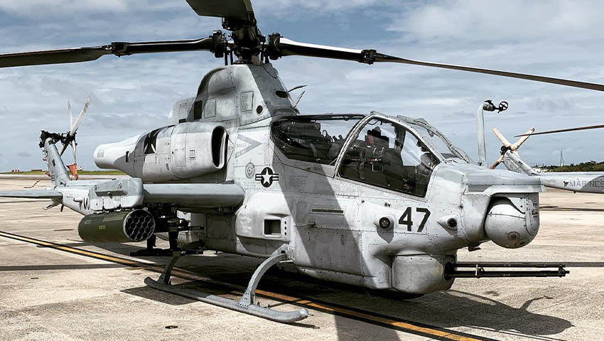 AH-1Z-Viper-Okinawa.jpg