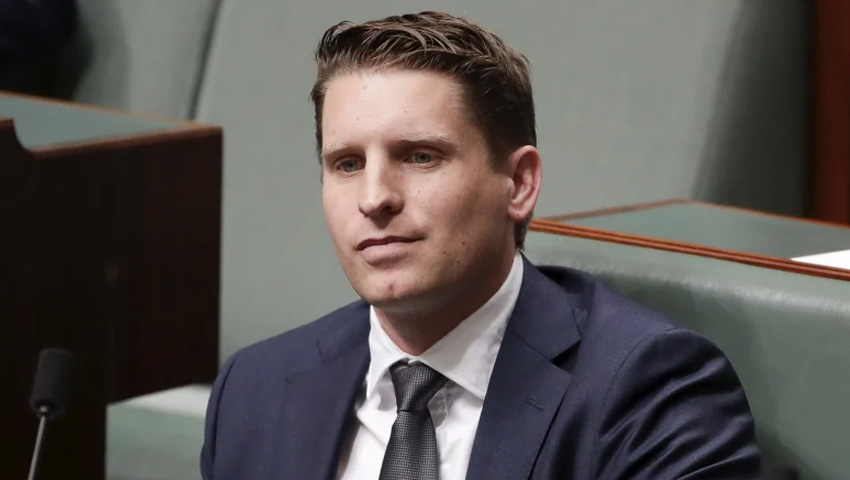 Federal government commits to boosting Australian diesel reserves