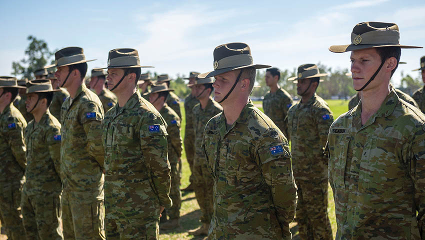 Farewell for Townsville soldiers ahead of Mid-East deployment