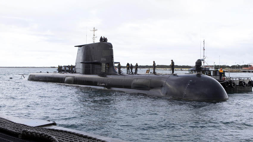 Minister for Defence Industry spruiks SA submarine jobs for ex-Holden engineers