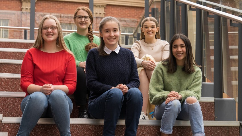 5 women win Defence STEM scholarships