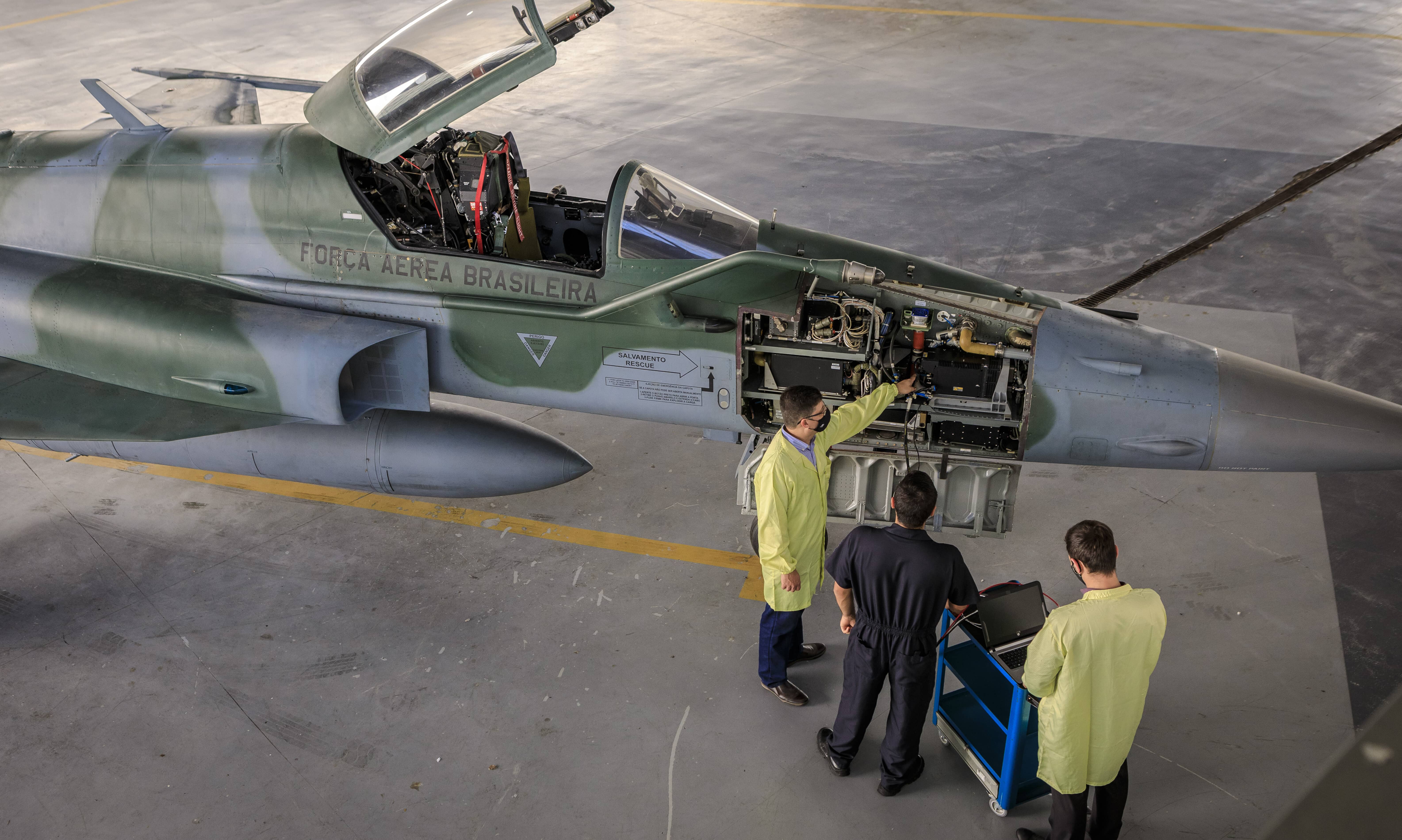 Elbit subsidiary AEL Sistemas completes radio flight tests onboard Brazilian Air Force F-5Ms