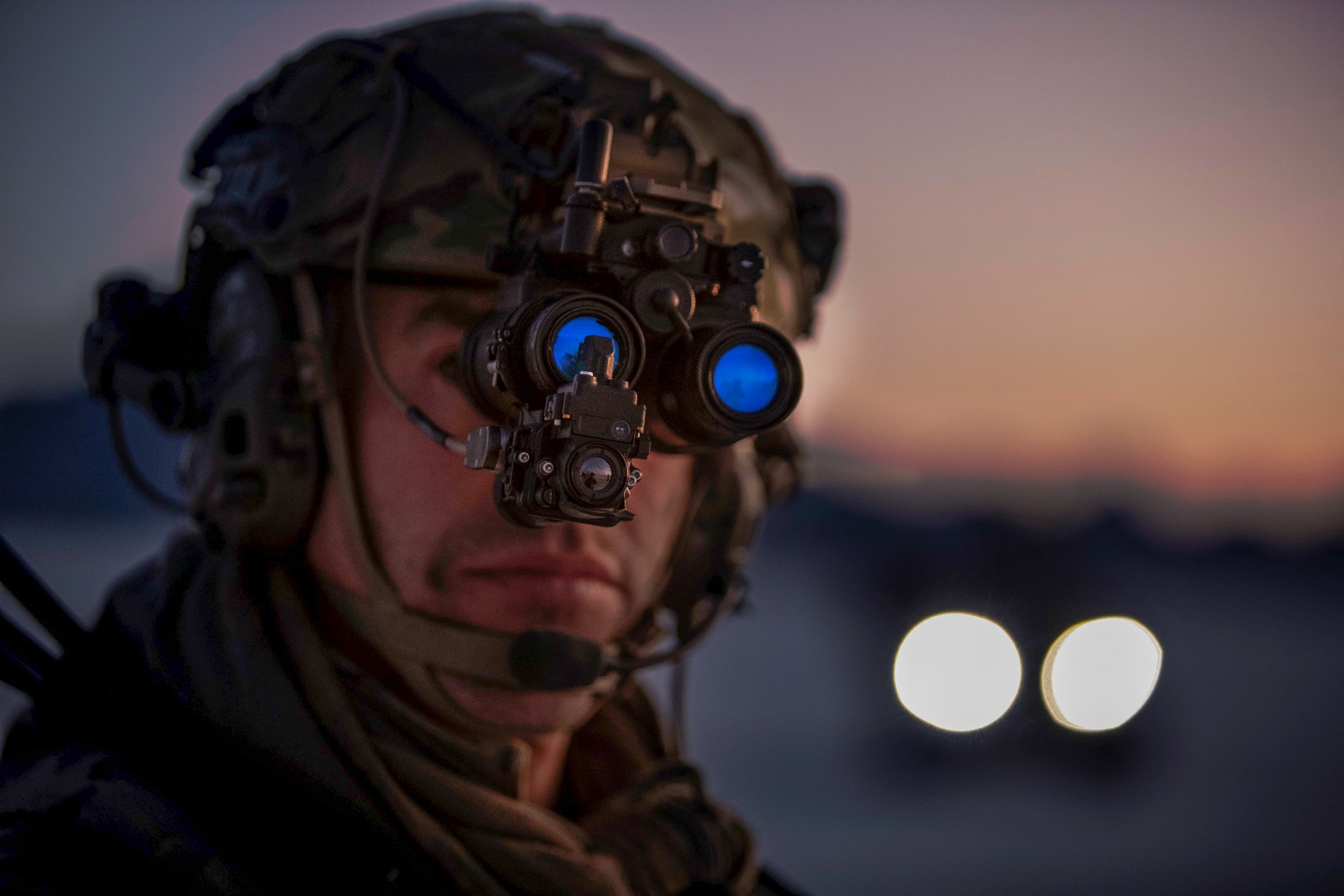 Elbit Systems of America, US Marine Corps sign night vision deal