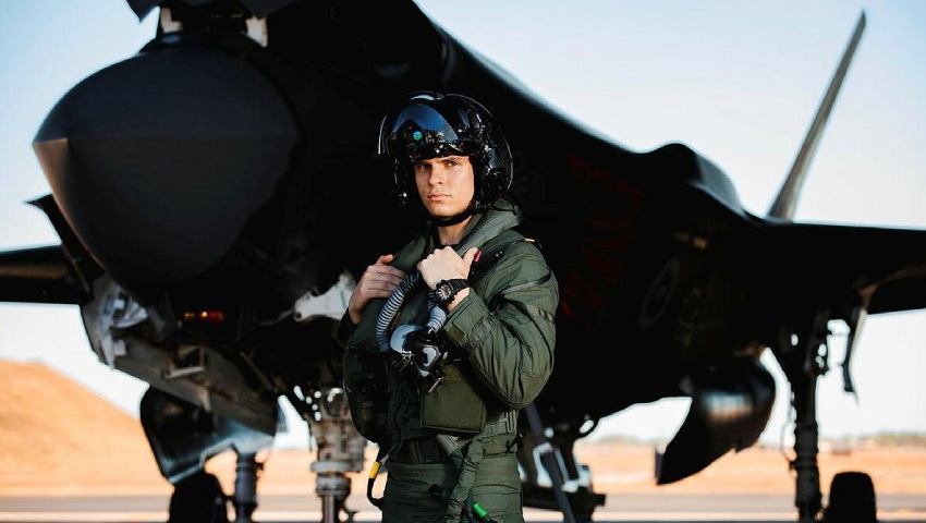 F-35, Wedgetail pilots complete training
