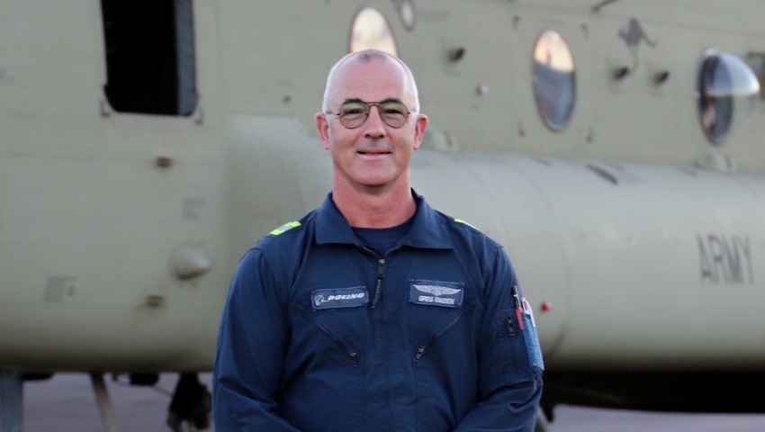 Boeing Defence Australia employee and Army veteran first Aussie to clock 5,000 Chinook flight hours