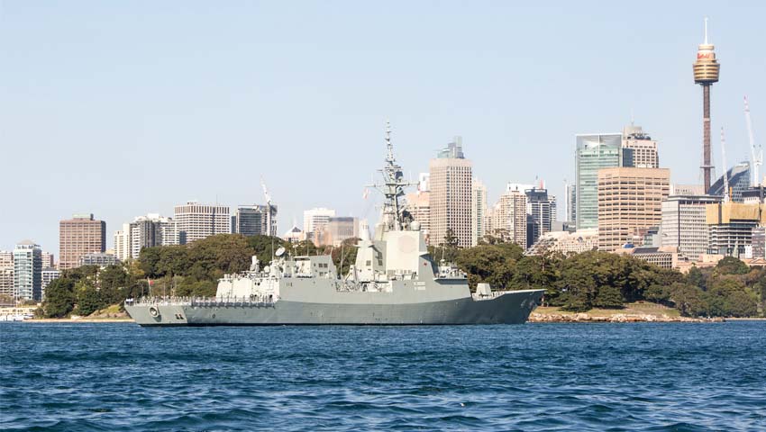 HMAS_Brisbane_Sydney_Harbour.jpg