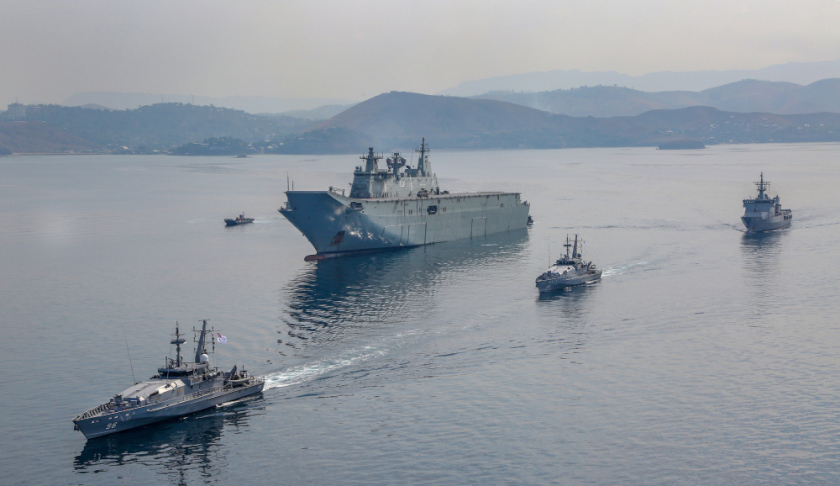HMAS-Adelaide-and-RAN-fleet-at-APEC-18.jpg