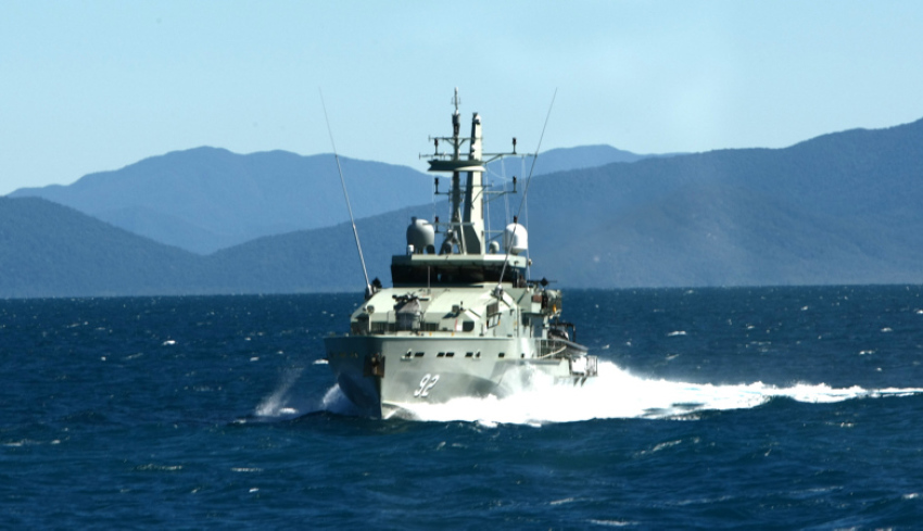 HMAS-Wollongong.jpg