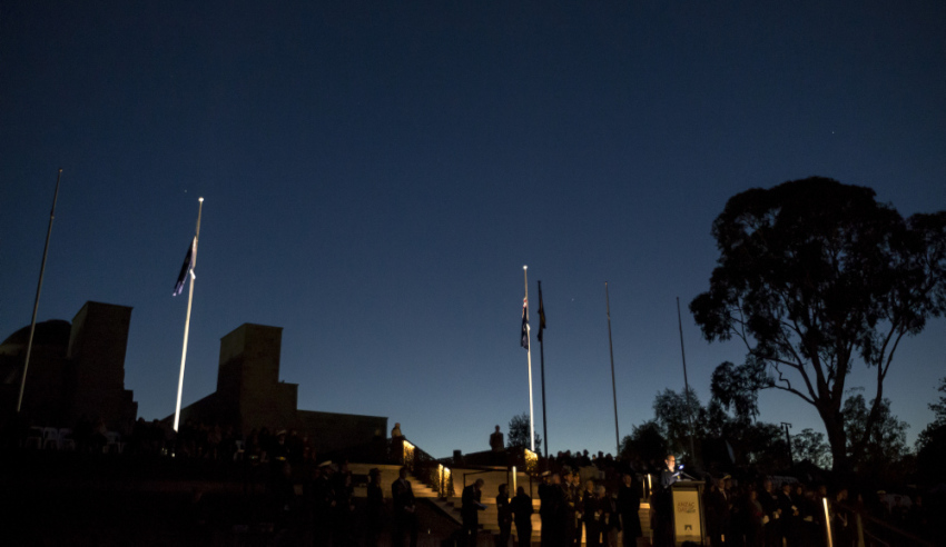 anzac day dawn service at the australian war memorial
