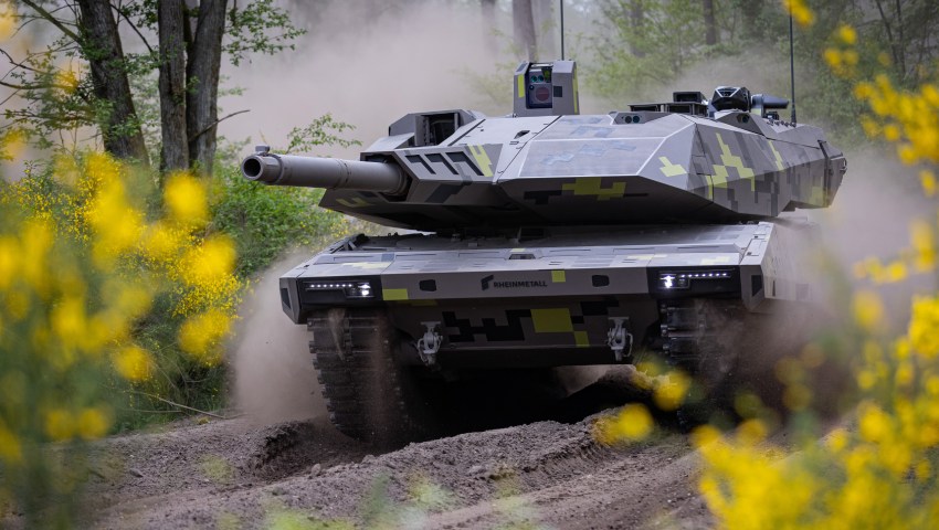 Rheinmetall_KF51_Panther_dc.jpg