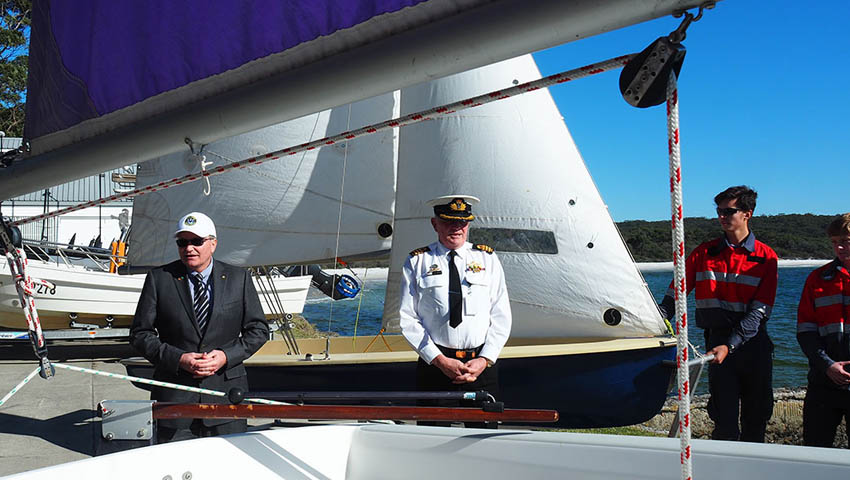 Serco Defence donates sailing craft to RAN