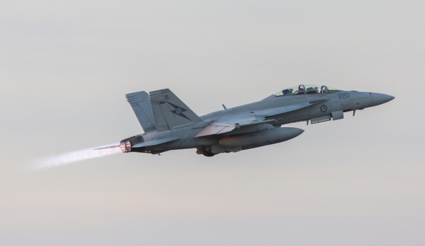 Super-Hornet-take-off.jpg
