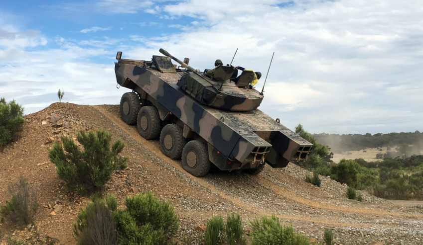 LAND-400-BAES-Australia-Patria-AMV35.jpg