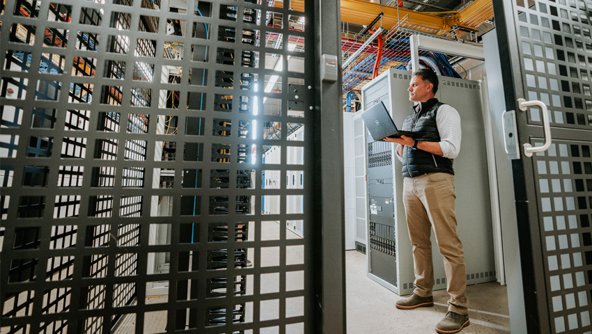 Dedicated networks to support defence operational activities